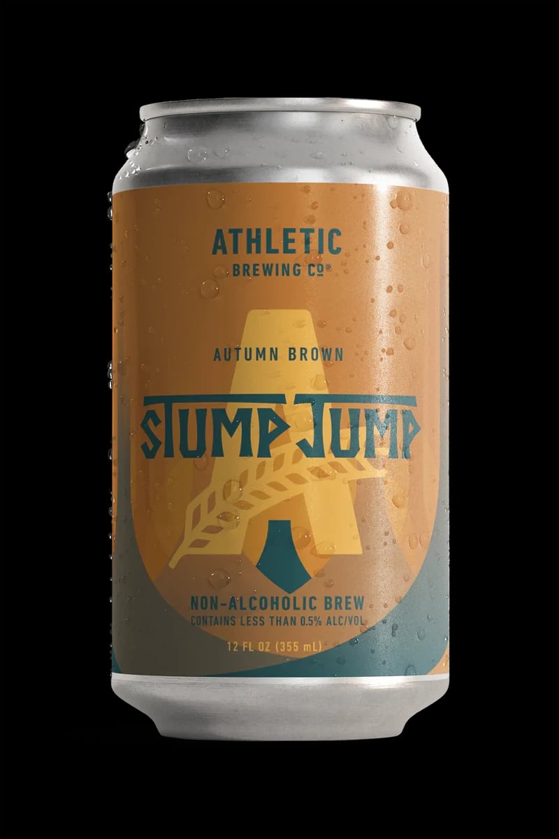 Athletic Brewing Stump Jump Brown non-alcoholic beer with toasty and caramel aromas, perfect autumn-themed zero-alcohol beer option